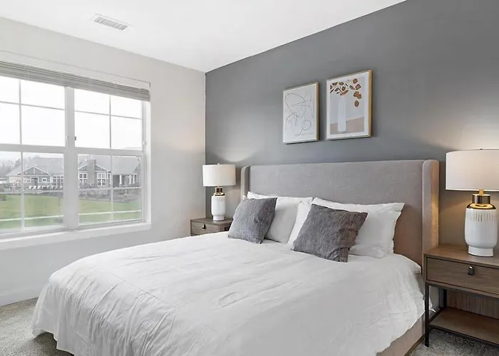 Landing - Modern With Amazing Amenities